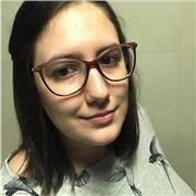 Profesora de cocina, cocinera con experiencia y finalizando estudios de capacitación para la docencia